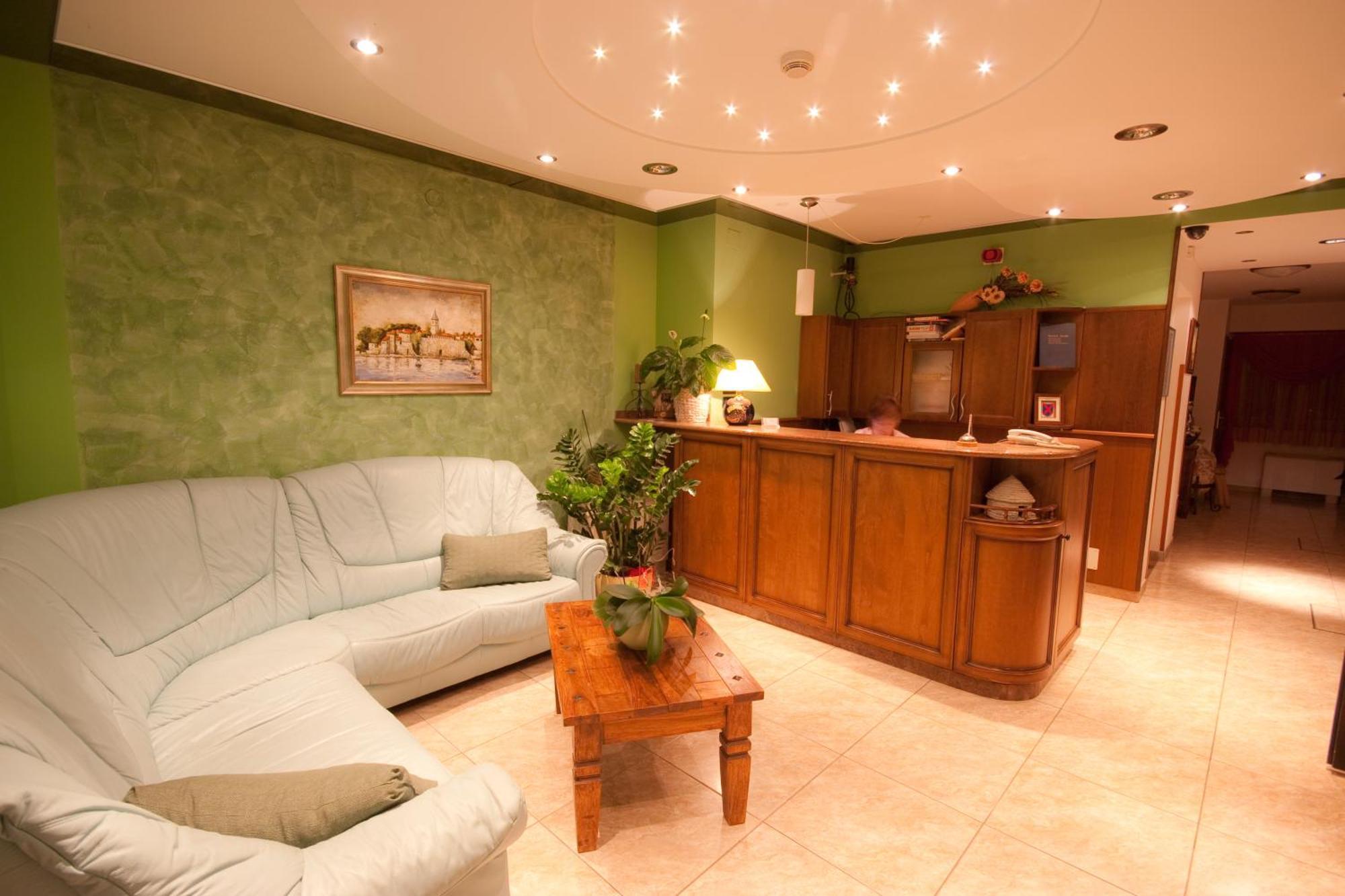 Hotel Makin Novigrad  Luaran gambar