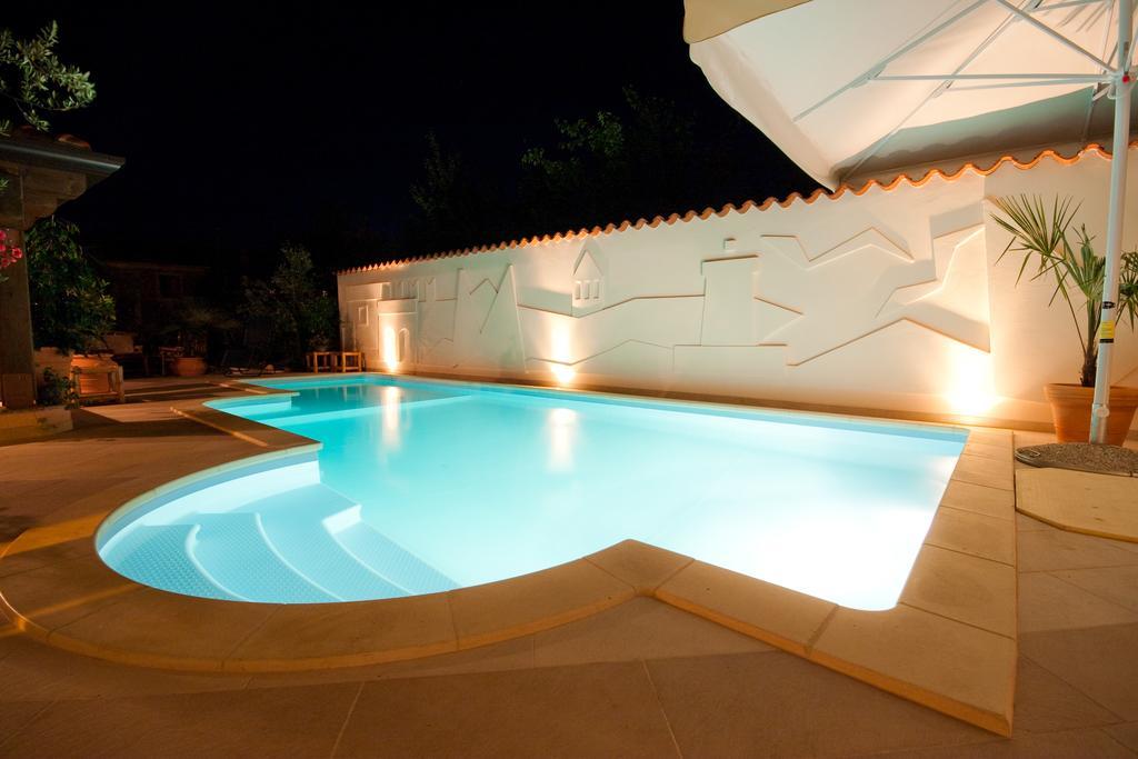 Hotel Makin Novigrad  Luaran gambar